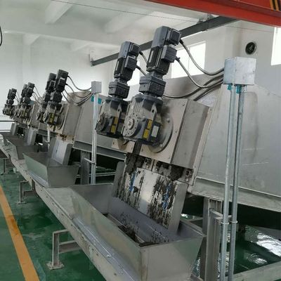 15m3 / H الحمأة الحلزونية آلة نزح المياه مصنع الغذاء معدات نزح الحمأة