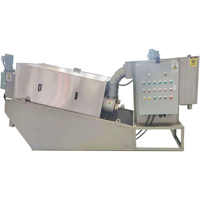 20m3 / H لولبية الحمأة آلة نزح المياه مزرعة معدات معالجة الحمأة السماد