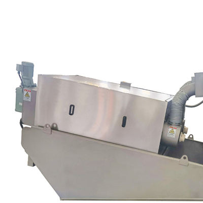 20m3 / H لولبية الحمأة آلة نزح المياه مزرعة معدات معالجة الحمأة السماد