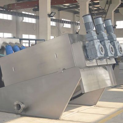 آلة تجفيف الحمأة الصناعية الحلزونية لدواجن بطة خنزير برازي