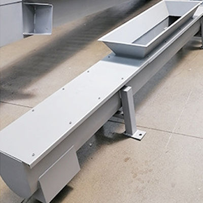 U على شكل برغي حزام ناقل شافتلس لملاط الحبوب الحمأة رماد الكربون ملموسة