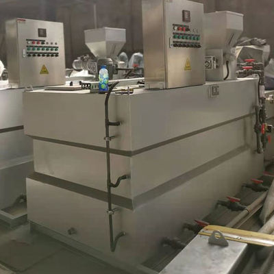 جهاز جرعات معالجة مياه الصرف الصحي نظام جرعات مسحوق جاف متكامل أوتوماتيكي بالكامل