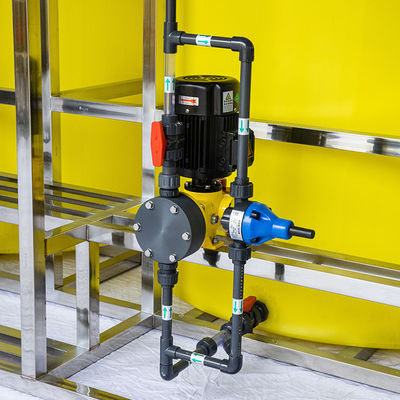 نظام الجرعات الأوتوماتيكي PAC / PAM متكامل لإذابة الجرعات والتحريك