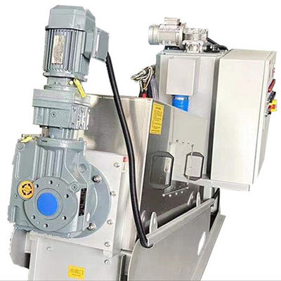 نظام تجفيف الحمأة الحلزوني الأوتوماتيكي بالكامل من الفولاذ المقاوم للصدأ 2.23kw 380Volt