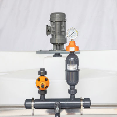 4500L / H آلة الجرعات الأوتوماتيكية الكاملة إذابة الخلط