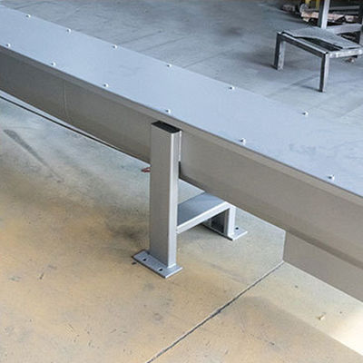 قابل للتخصيص الكربون الصلب برغي الحزام الناقل U نوع مسحوق التغذية الجافة 7 م طول