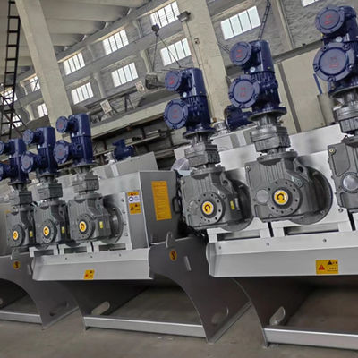 304/316 الفولاذ المقاوم للصدأ حلزوني الصحافة مجفف مجفف 10-16 كجم / ساعة