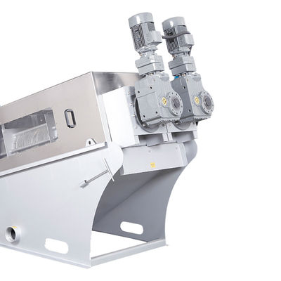 معدات تجفيف الحمأة الأوتوماتيكية بالكامل 1000-5000000L في مصنع البتروكيماويات