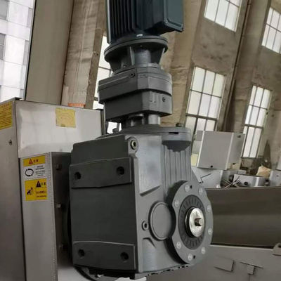 304SS 316SS برغي الصحافة الحمأة آلة نزح المياه 20m3 / H معدات معالجة مياه الصرف الصحي