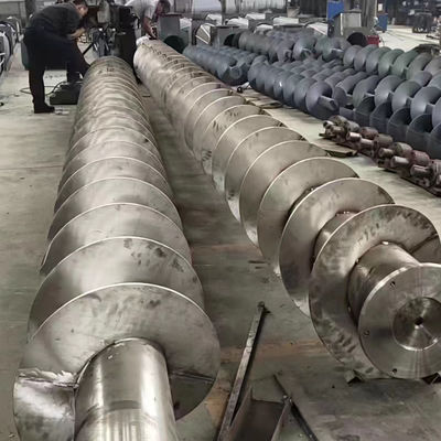 1 ~ 25 متر يميل الفولاذ المقاوم للصدأ المسمار اوجير الناقل لصومعة الاسمنت