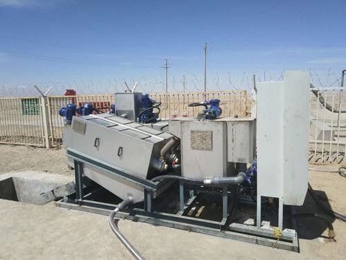 آلة تجفيف الحمأة من الصلب الكربوني ، مكبس برغي متعدد الأقراص 0.3Kw