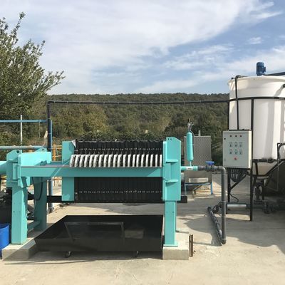 مكبس برغي مستمر 350 مم ، مكبس برغي صناعي فولاذي من Carcon