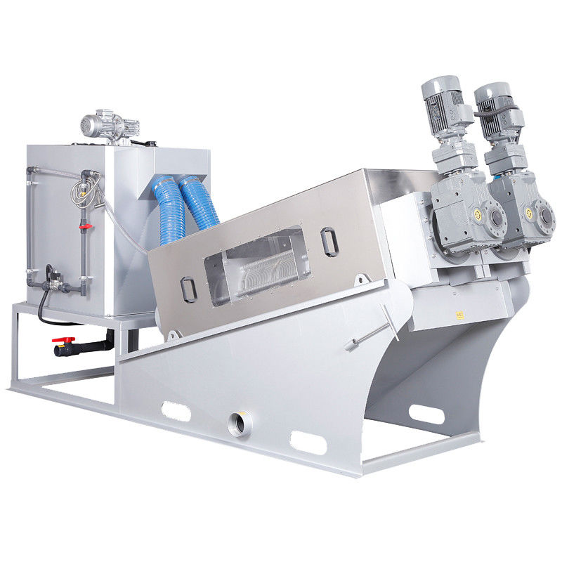 معدات تجفيف الحمأة الأوتوماتيكية بالكامل 1000-5000000L في مصنع البتروكيماويات