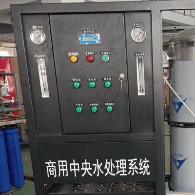 304 فولاذ المقاوم للصدأ 500L - 1000L آلة التناضح العكسي