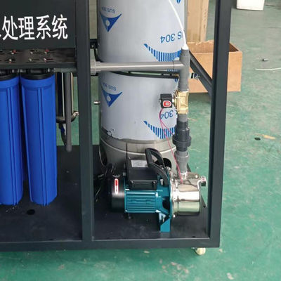 304 فولاذ المقاوم للصدأ 500L - 1000L آلة التناضح العكسي
