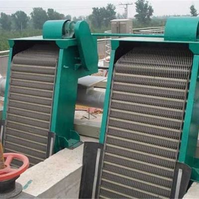 SS304 شريط غربال خشن ميكانيكي لمياه الصرف الصحي 3.0KW
