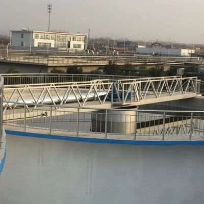 آلة شفط الحمأة بمحرك محيطي ، معدات مكشطة حمأة الجسر الكاملة