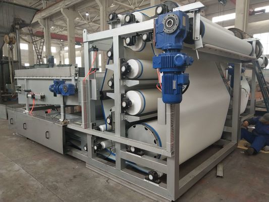 1500mm الحمأة المسمار الصحافة الصحافة ، ISO الحمأة معدات نزح المياه العادمة